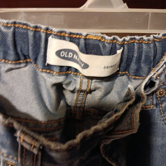 Old Navy boot cut blue jeans - Picture 2 of 3